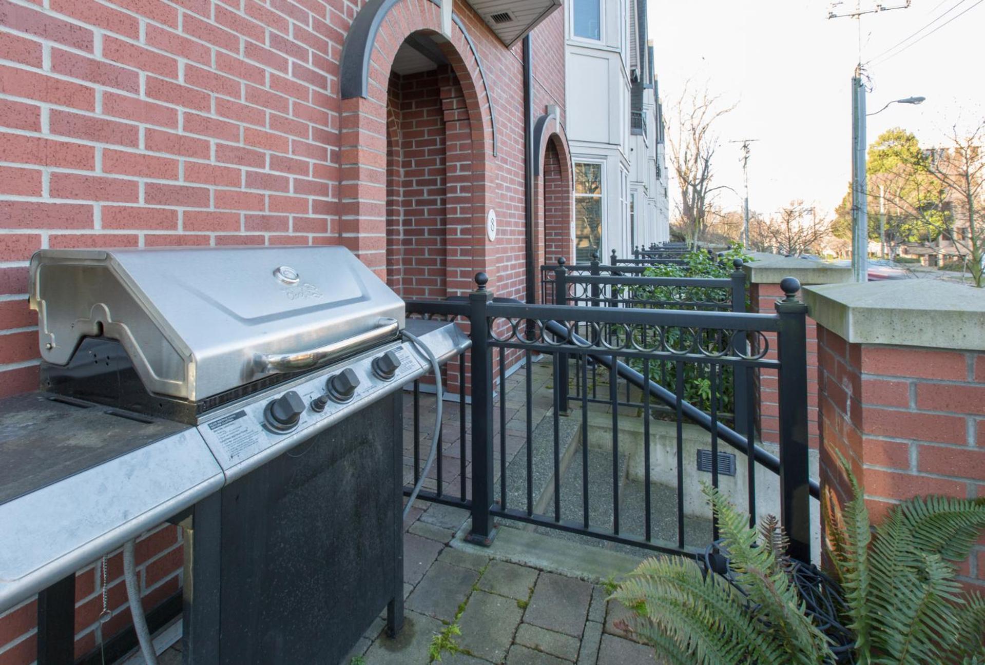 Triple Tiered Townhouse Victoria